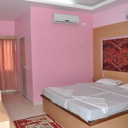 Hotel Barbareek Shillong Eksteriør bilde