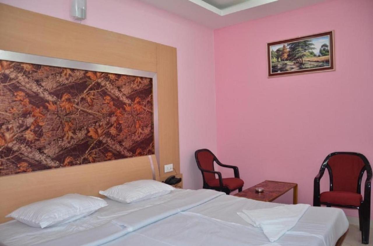 Hotel Barbareek Shillong Eksteriør bilde
