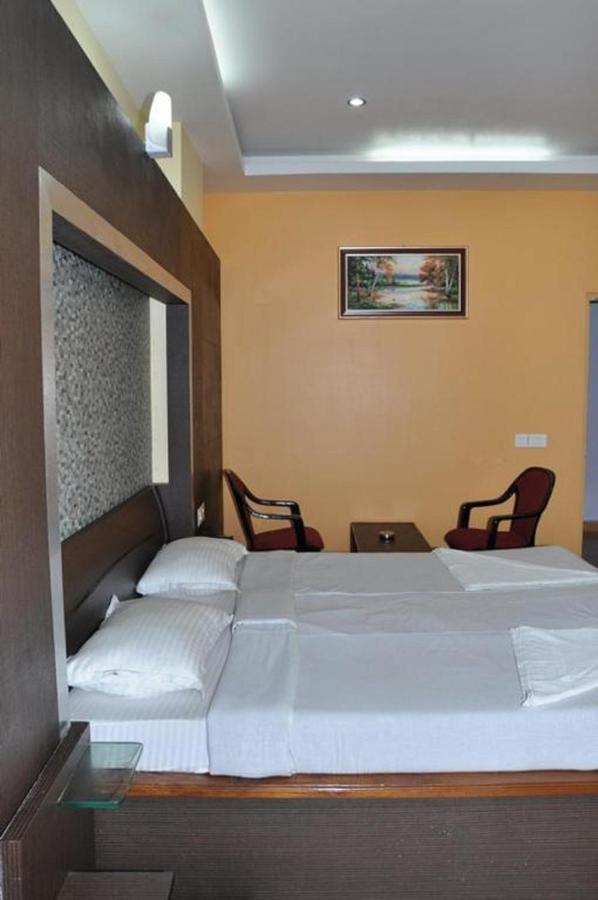 Hotel Barbareek Shillong Eksteriør bilde
