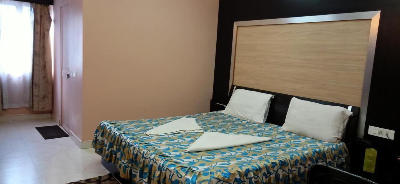 Hotel Barbareek Shillong Eksteriør bilde