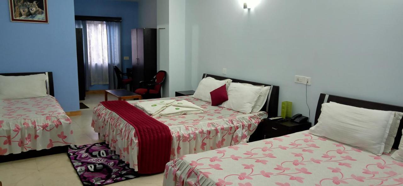 Hotel Barbareek Shillong Eksteriør bilde